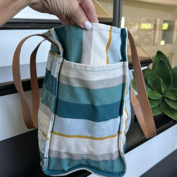 FEED Canvas & Leather Striped Shoulder Tote Bag – Supports Feeding Children - Picture 7 of 9